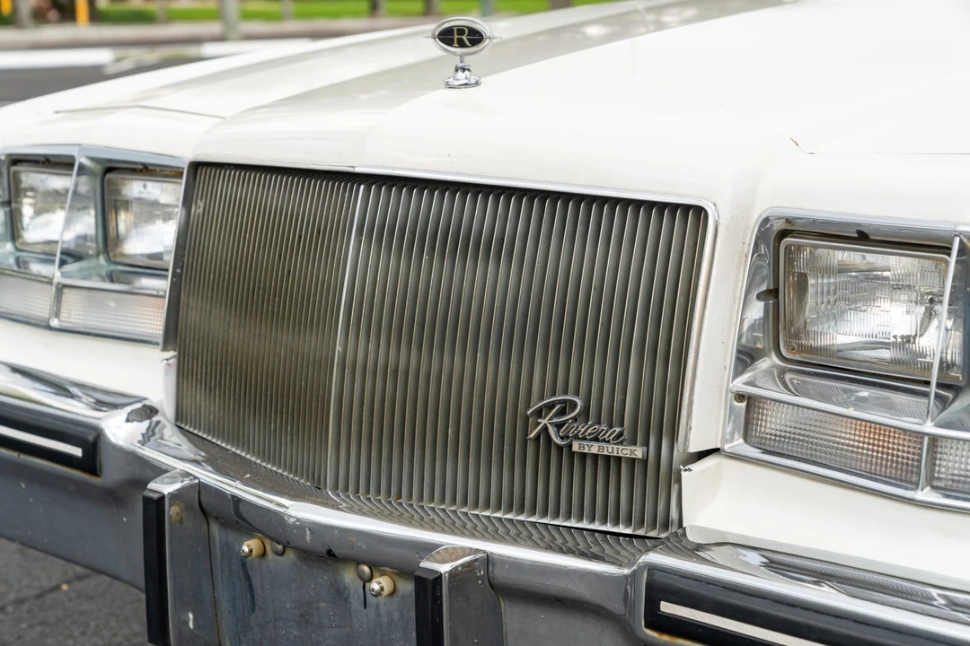 1984 Buick Riviera 4th-7th Gen - Image 21 of 31