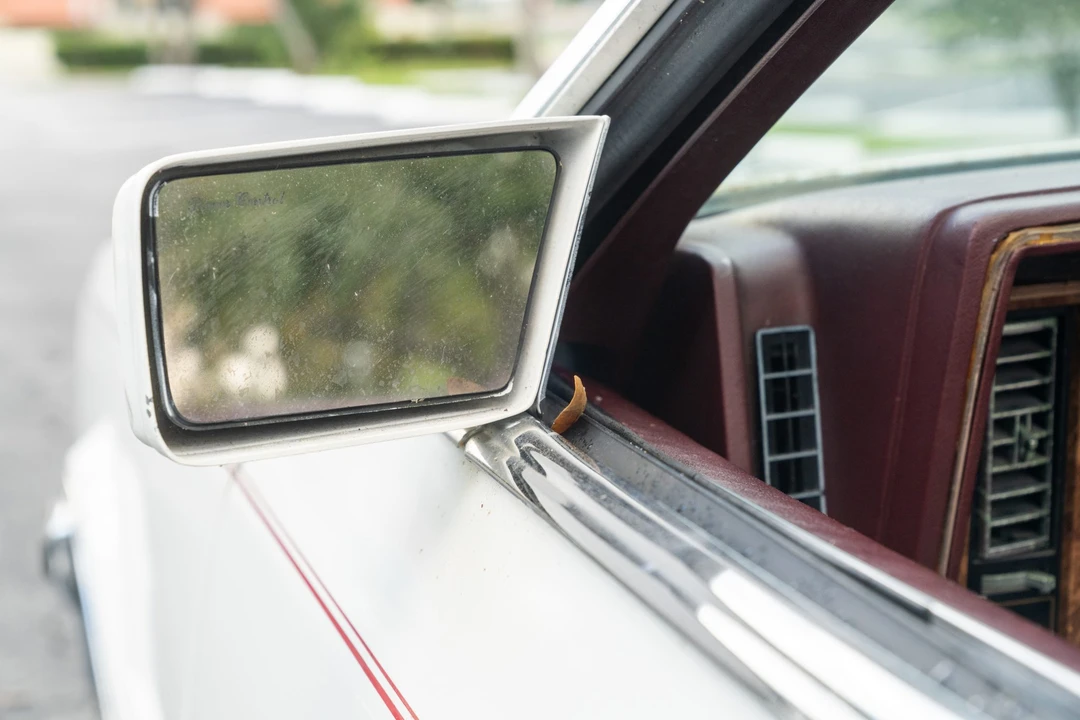 1984 Buick Riviera 4th-7th Gen - Image 27 of 31