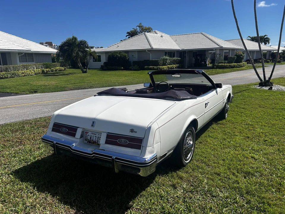 1984 Buick Riviera 4th-7th Gen - Image 7 of 31