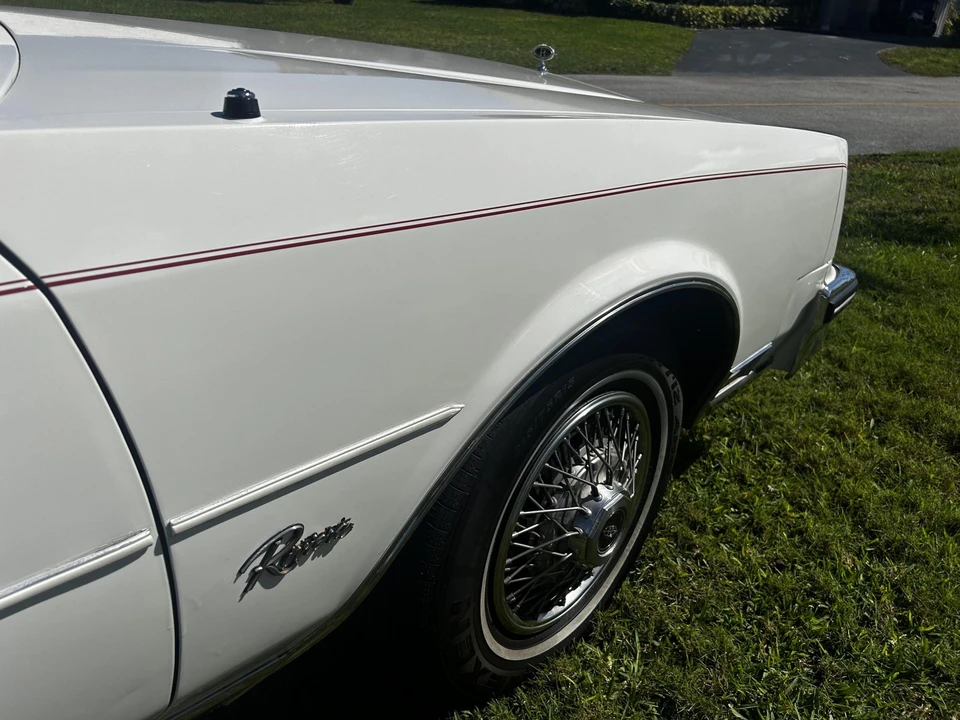 1984 Buick Riviera 4th-7th Gen - Image 24 of 31