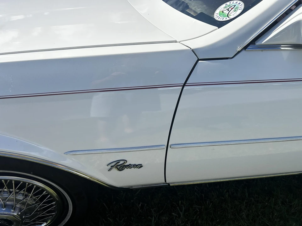 1984 Buick Riviera 4th-7th Gen - Image 13 of 31