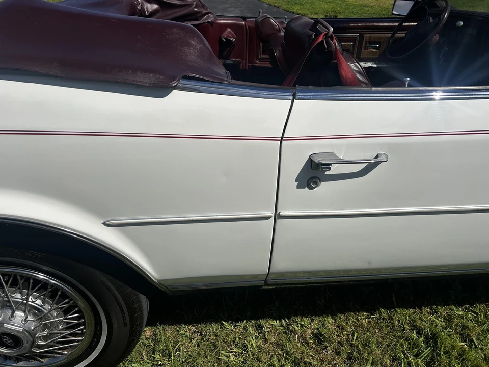 1984 Buick Riviera 4th-7th Gen - Image 22 of 31