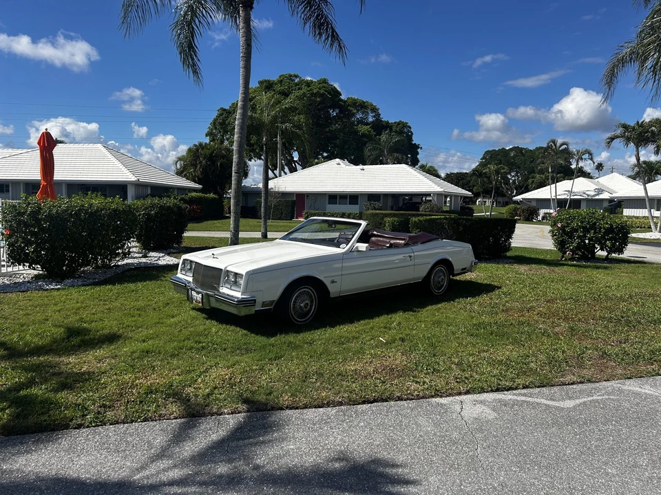 1984 Buick Riviera 4th-7th Gen - Image 3 of 31