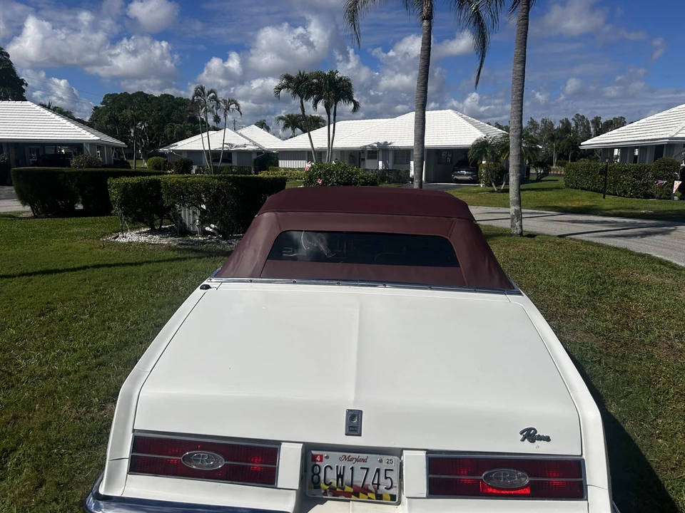 1984 Buick Riviera 4th-7th Gen - Image 18 of 31