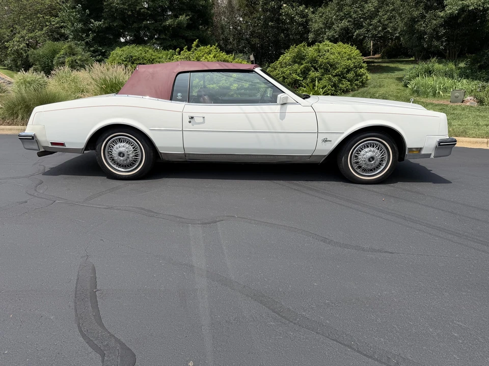 1984 Buick Riviera 4th-7th Gen - Image 5 of 31