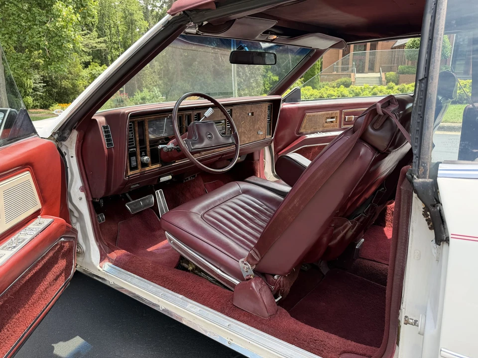 1984 Buick Riviera 4th-7th Gen - Image 27 of 31