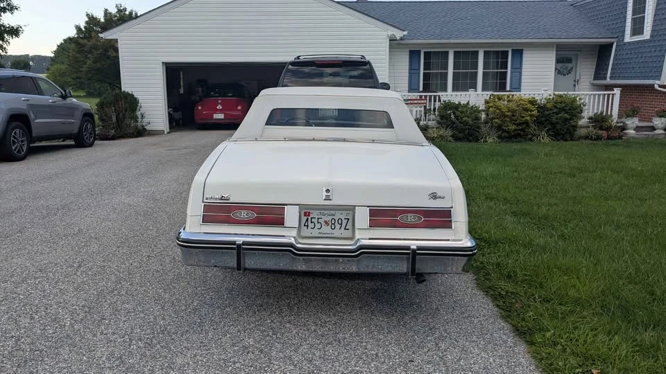 1984 Buick Riviera 4th-7th Gen - Image 6 of 13