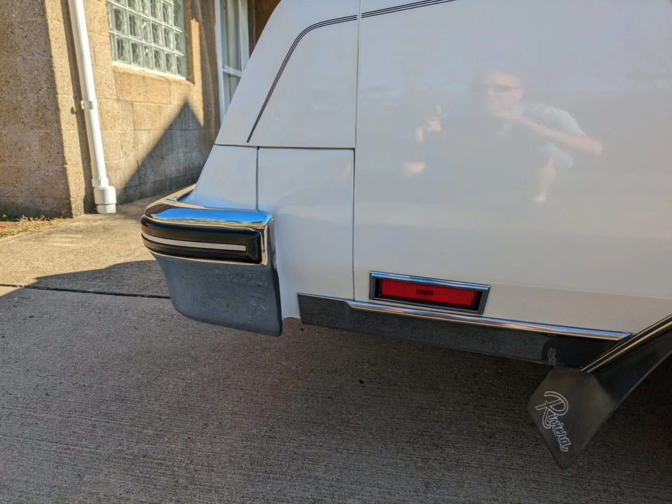 1984 Buick Riviera 4th-7th Gen - Image 25 of 31