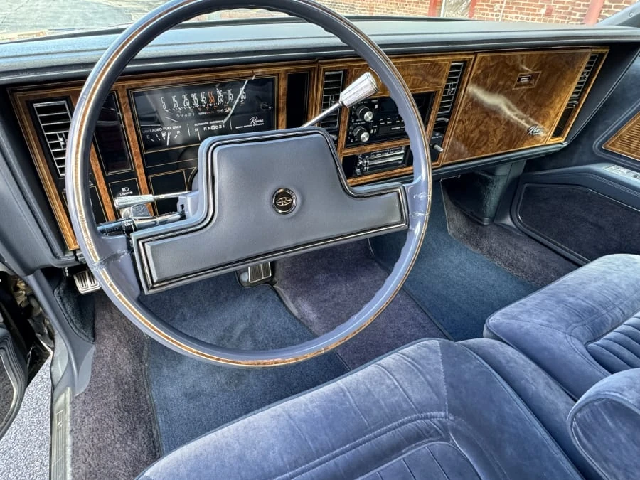 1984 Buick Riviera 4th-7th Gen - Image 9 of 14