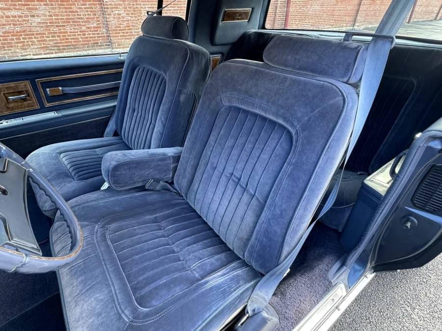 1984 Buick Riviera 4th-7th Gen - Image 10 of 14