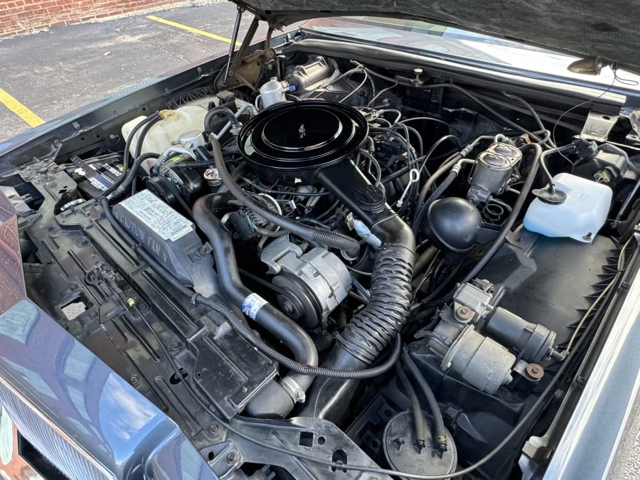 1984 Buick Riviera 4th-7th Gen - Image 13 of 14