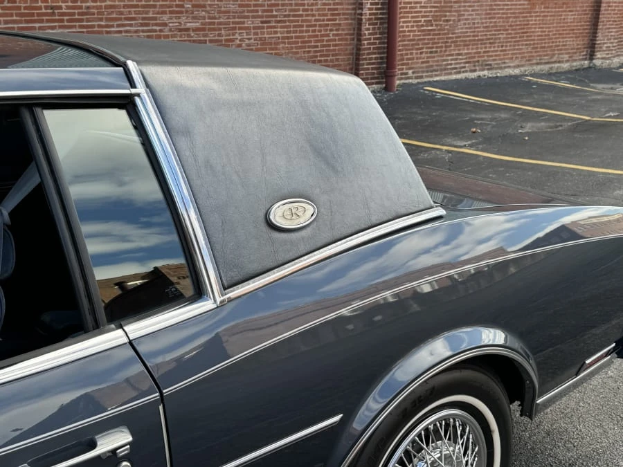 1984 Buick Riviera 4th-7th Gen - Image 4 of 14