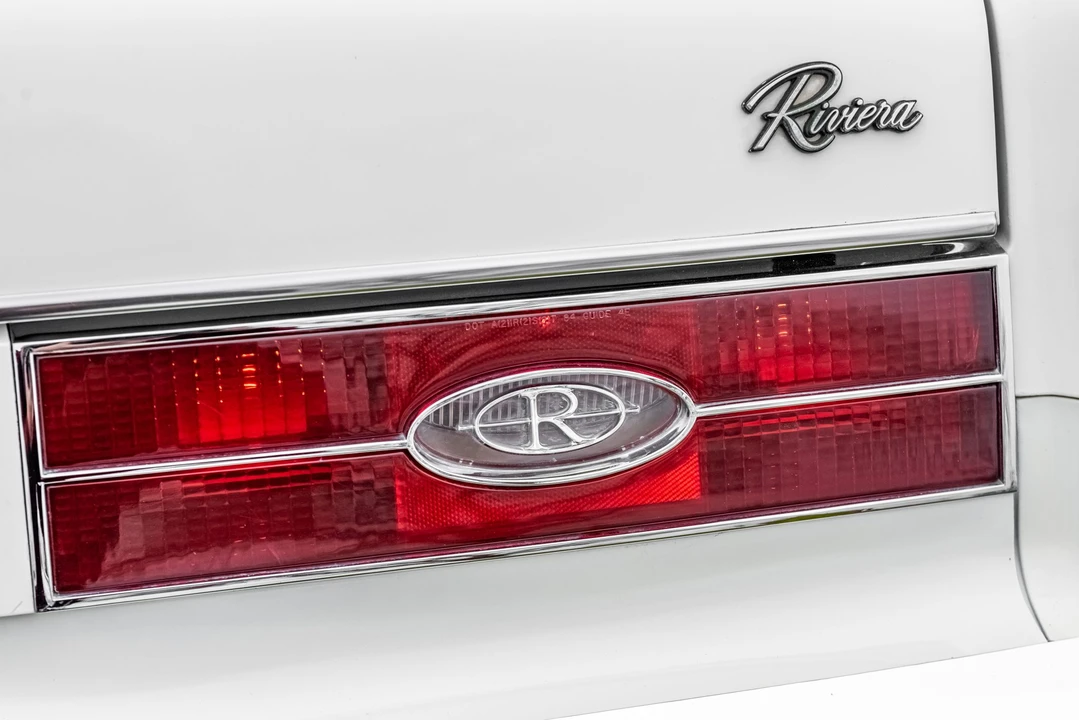 1984 Buick Riviera 4th-7th Gen - Image 19 of 31