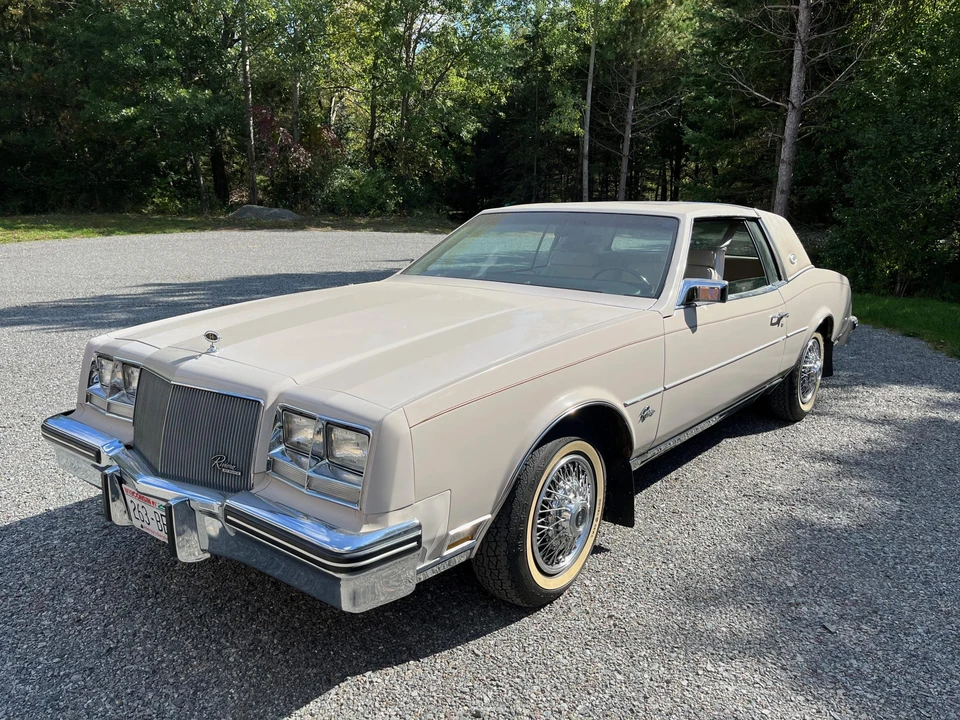 1984 Buick Riviera 4th-7th Gen - Image 7 of 31