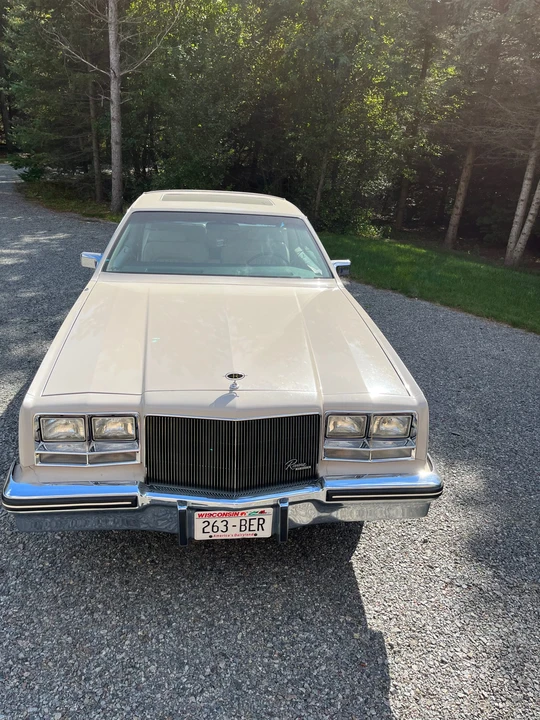 1984 Buick Riviera 4th-7th Gen - Image 11 of 31