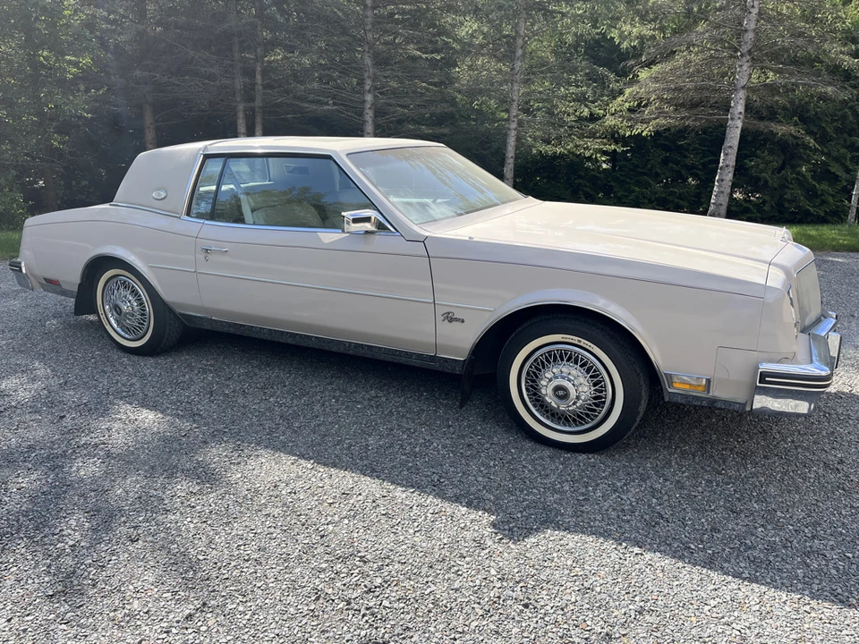 1984 Buick Riviera 4th-7th Gen - Image 16 of 31