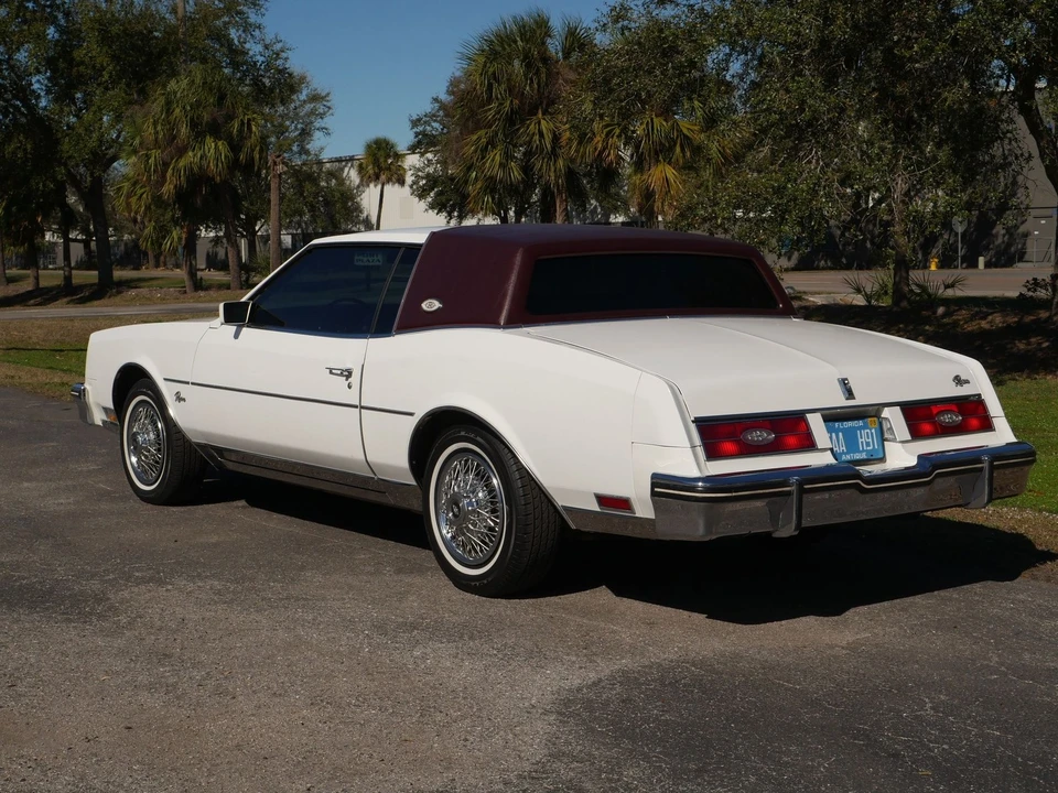 1984 Buick Riviera 4th-7th Gen - Image 14 of 21
