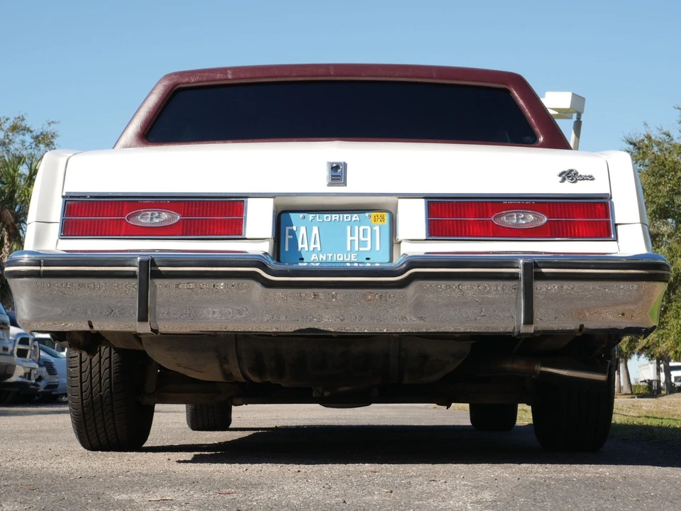 1984 Buick Riviera 4th-7th Gen - Image 16 of 21