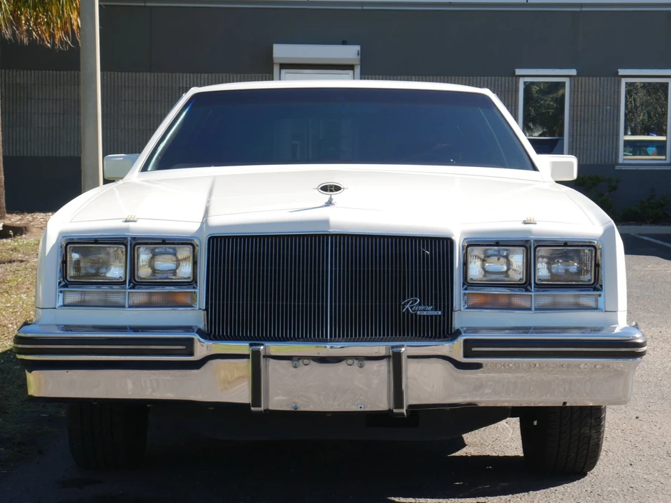 1984 Buick Riviera 4th-7th Gen - Image 20 of 21
