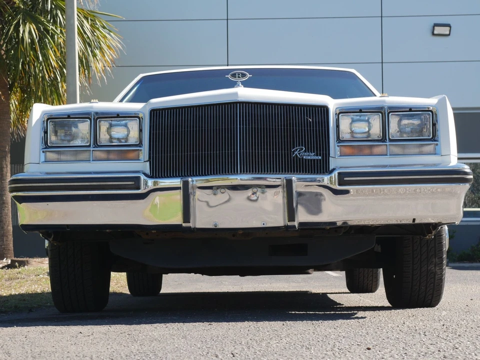 1984 Buick Riviera 4th-7th Gen - Image 19 of 21