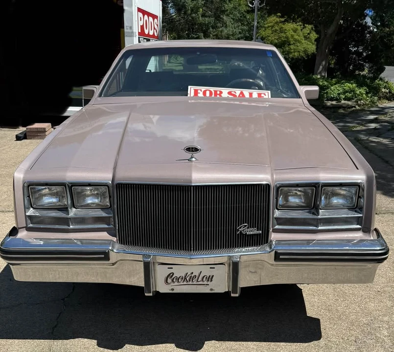 1984 Buick Riviera 4th-7th Gen - Image 4 of 15