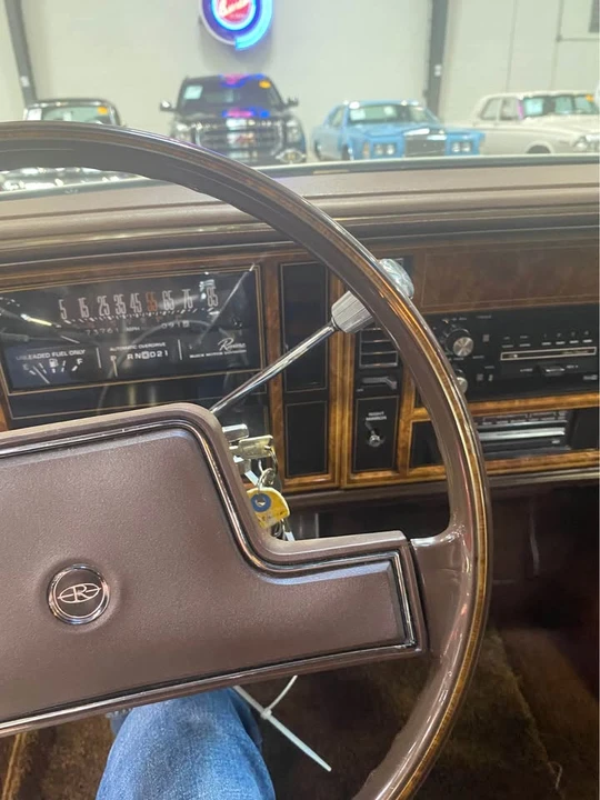 1984 Buick Riviera 4th-7th Gen - Image 8 of 12