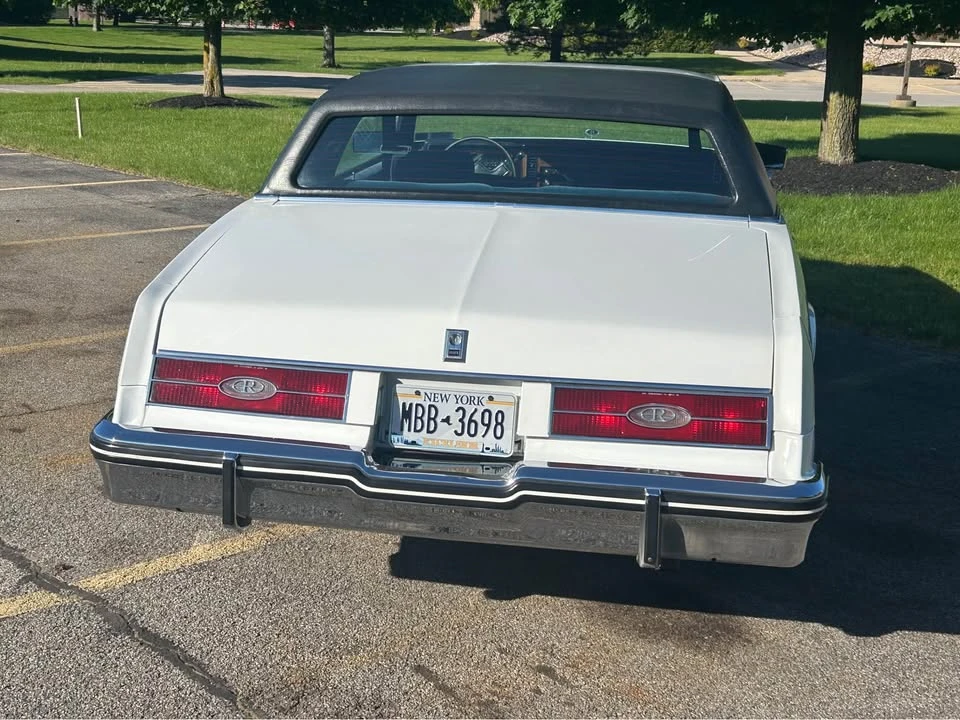 1984 Buick Riviera 4th-7th Gen - Image 4 of 14