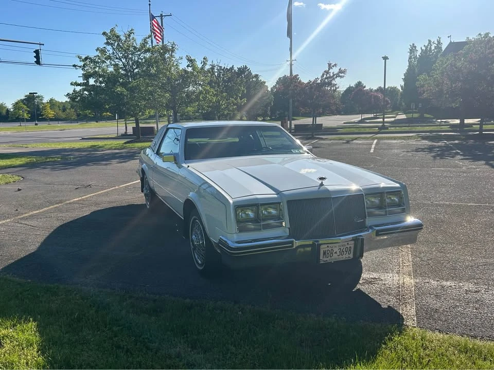 1984 Buick Riviera 4th-7th Gen - Image 3 of 14