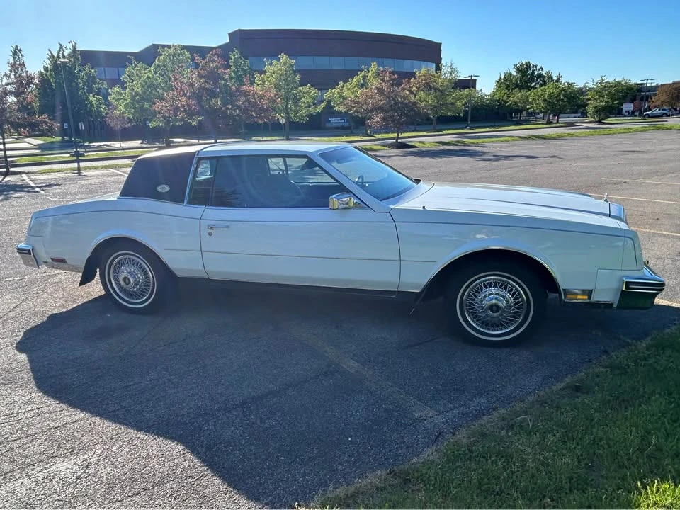 1984 Buick Riviera 4th-7th Gen - Image 2 of 14