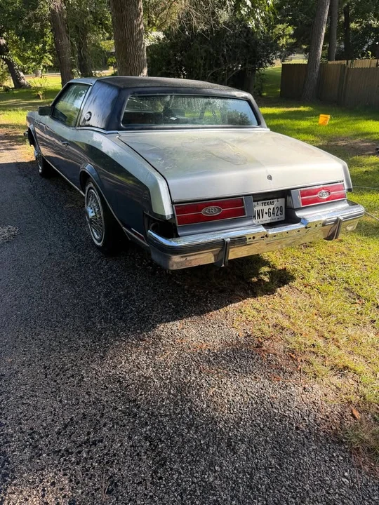 1984 Buick Riviera 4th-7th Gen - Image 2 of 5