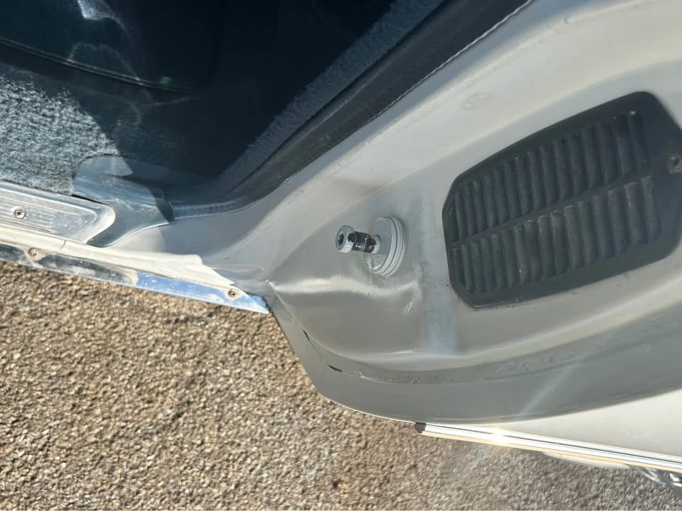 1984 Buick Riviera 4th-7th Gen - Image 7 of 14