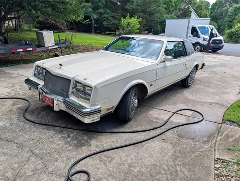 1984 Buick Riviera Coupe 2D
