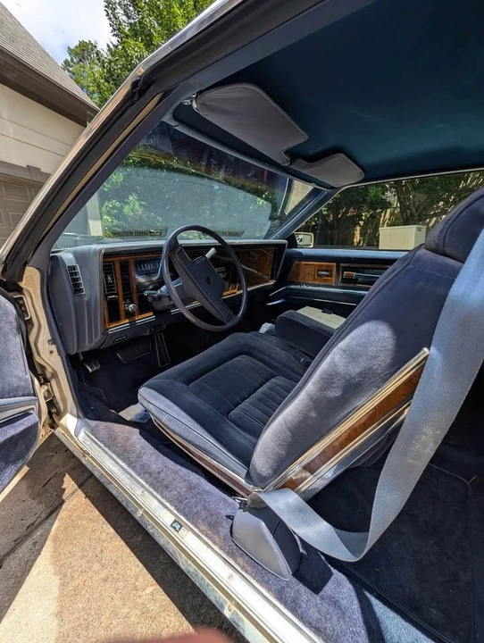 1984 Buick Riviera 4th-7th Gen - Image 10 of 20