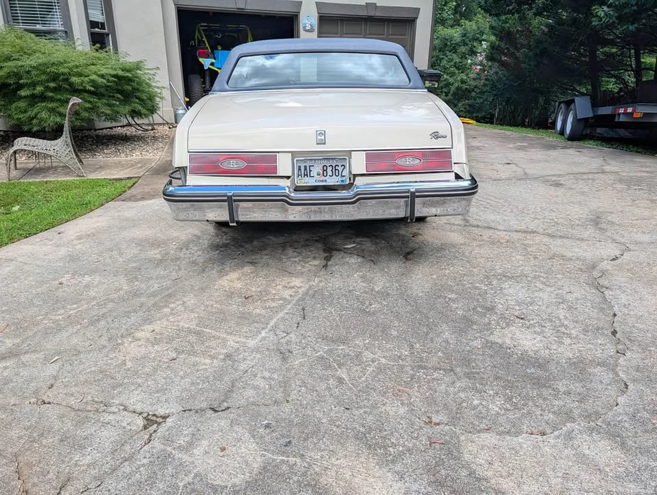 1984 Buick Riviera 4th-7th Gen - Image 4 of 20