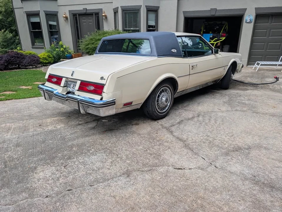 1984 Buick Riviera 4th-7th Gen - Image 5 of 20