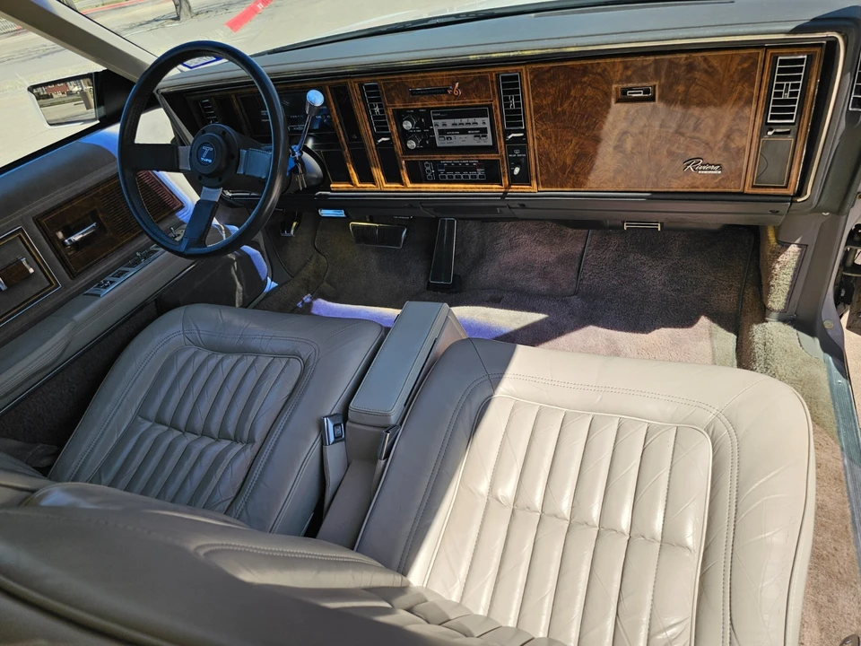 1984 Buick Riviera 4th-7th Gen - Image 14 of 21