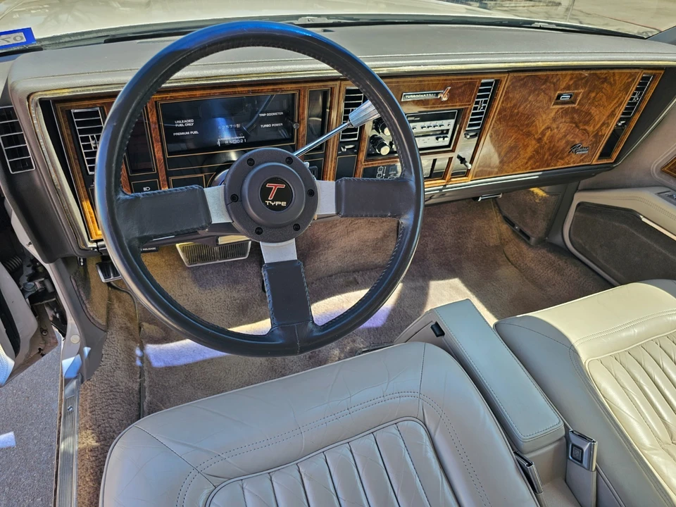 1984 Buick Riviera 4th-7th Gen - Image 13 of 21