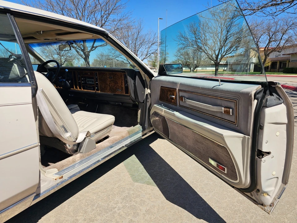 1984 Buick Riviera 4th-7th Gen - Image 16 of 21