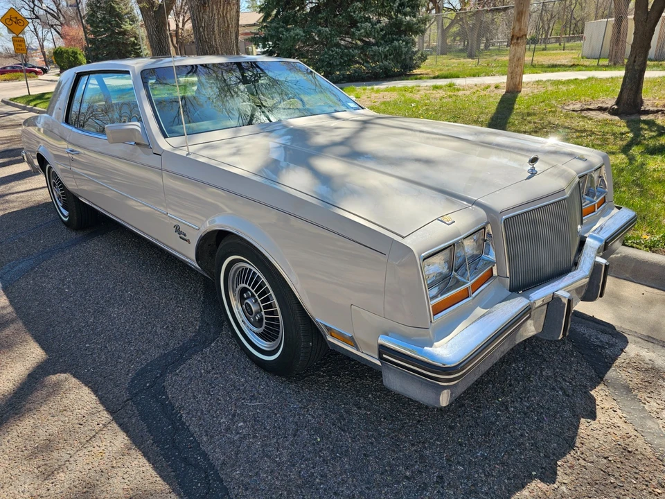 1984 Buick Riviera 4th-7th Gen - Image 3 of 21