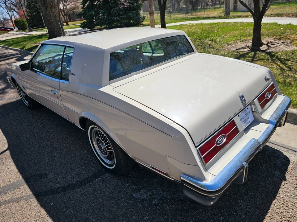 1984 Buick Riviera 4th-7th Gen - Image 7 of 21