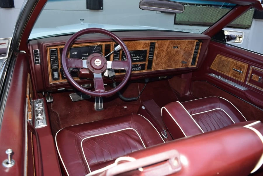 1984 Buick Riviera 4th-7th Gen - Image 4 of 12