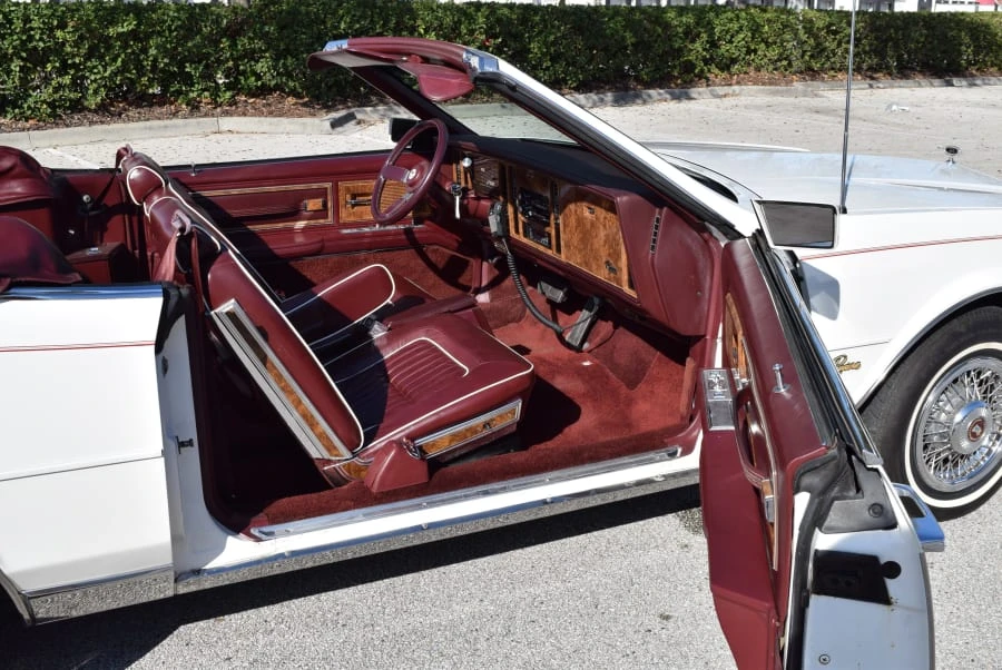 1984 Buick Riviera 4th-7th Gen - Image 5 of 12