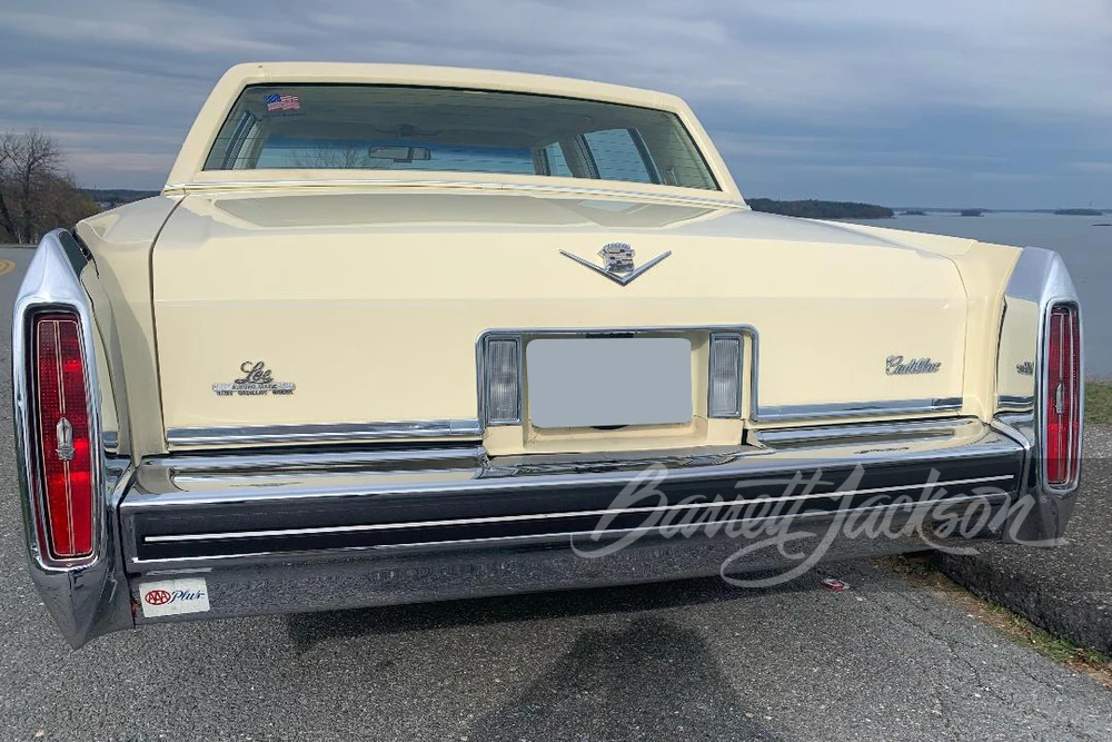 1984 Cadillac DeVille 5th Gen - Image 8 of 9