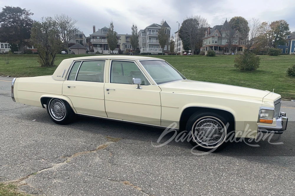1984 Cadillac DeVille 5th Gen - Image 9 of 9