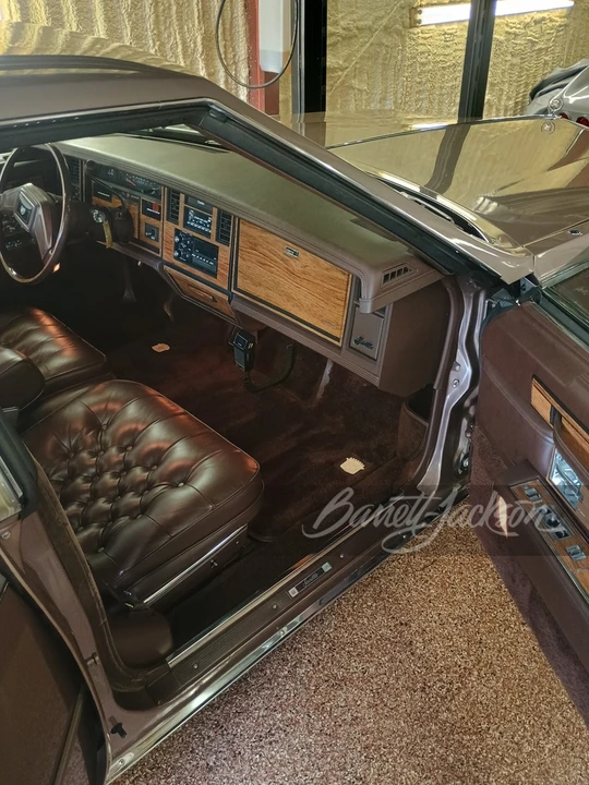 1984 Cadillac Seville - Image 8 of 15