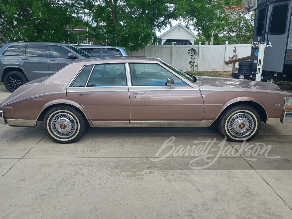 1984 Cadillac Seville - Image 12 of 15