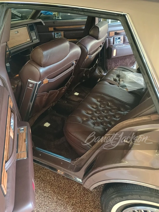 1984 Cadillac Seville - Image 13 of 15
