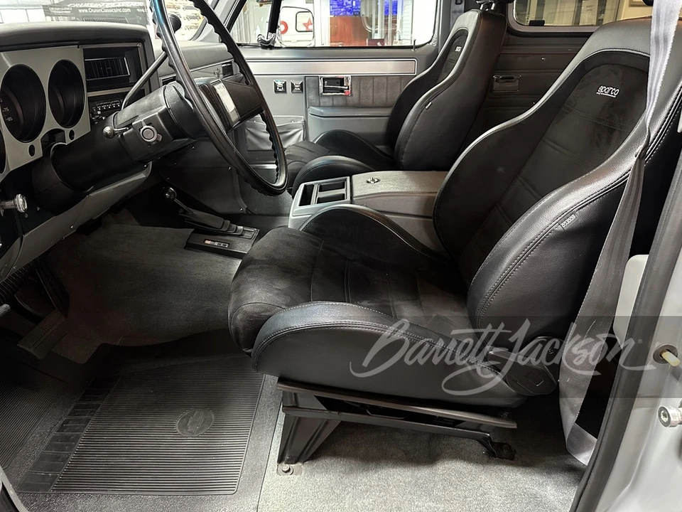 1984 Chevrolet K5 Blazer 2nd Gen - Image 4 of 31