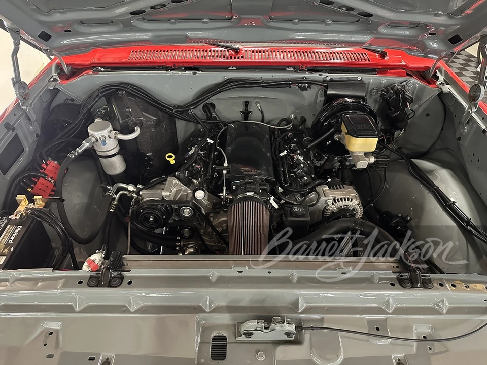 1984 Chevrolet K5 Blazer 2nd Gen - Image 6 of 31