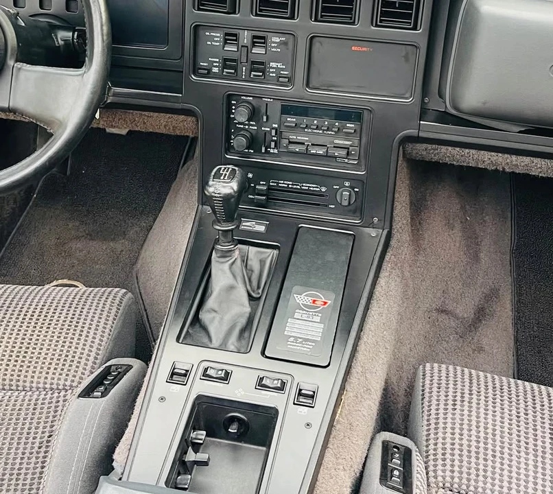 1984 Chevrolet Corvette C4 - Image 15 of 20
